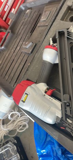 Brad and finish nailer combo set  pneumatic
