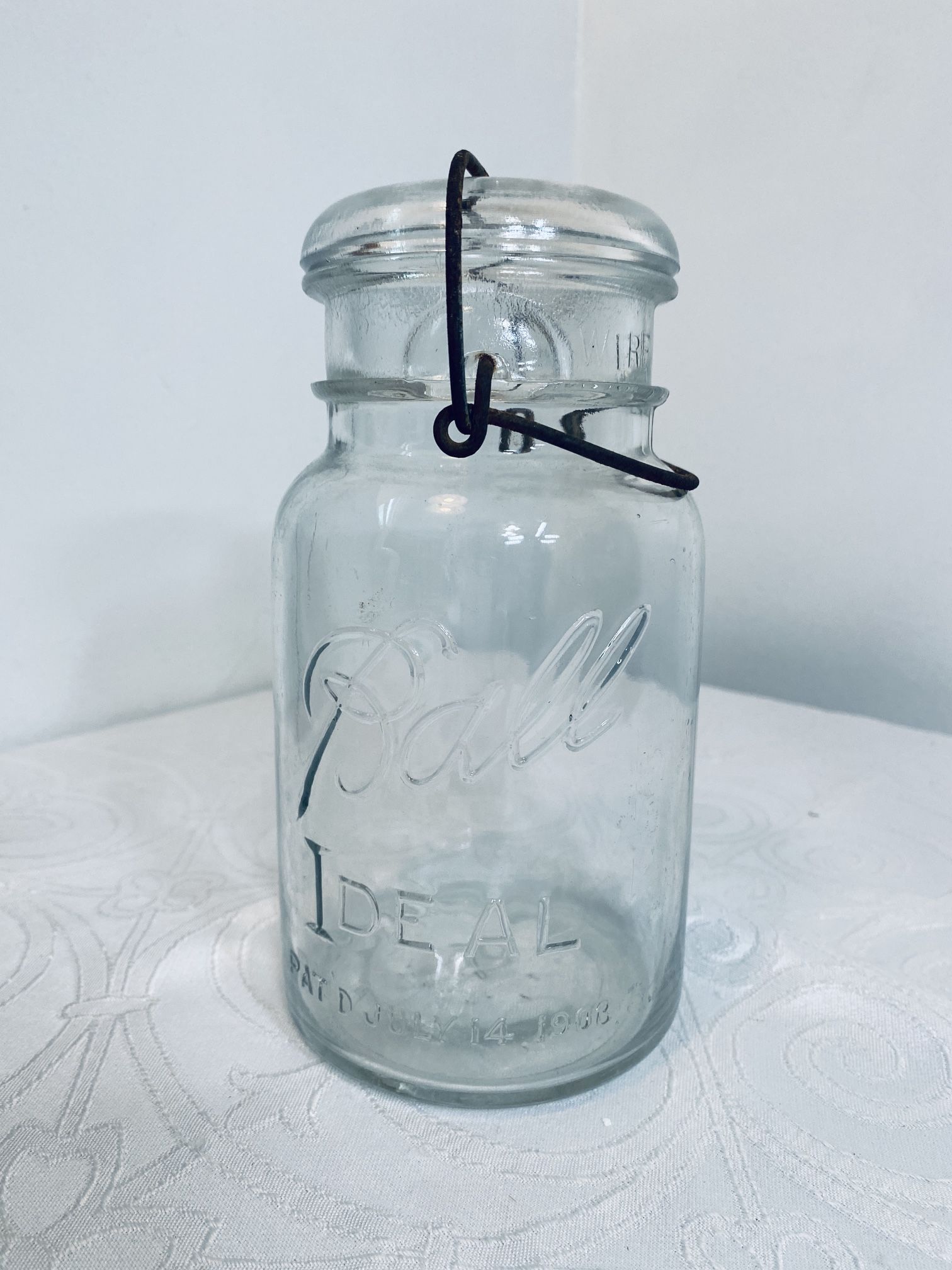 VNTG BALL IDEAL PAT D JULY 14 1908 CLEAR QUART JAR WIRE BAIL + GLASS INSERT EUC