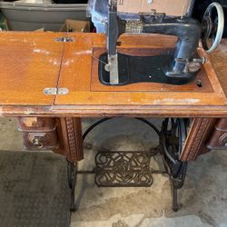 Sewing Machine 