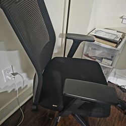 Like New Computer Chair