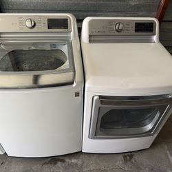 Lg Heavy Duty Capacity Washer And Dryer Electric Matching Set 