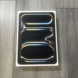 Apple - 11-inch iPad Pro M4 Wi-Fi + Cellular 256GB with OLED Space Black (Unlocked)