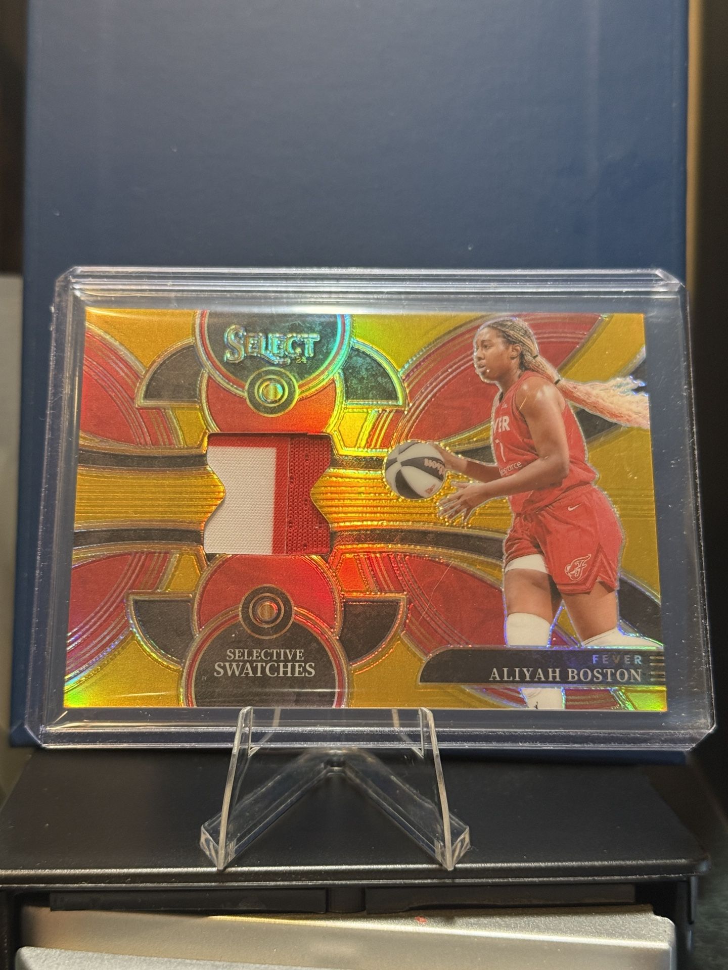 2024 Select Aliyah Boston Gold Selective Swatches Jersey Patch Relic #07/10