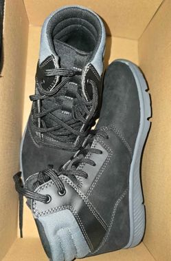 Boys Timberlands