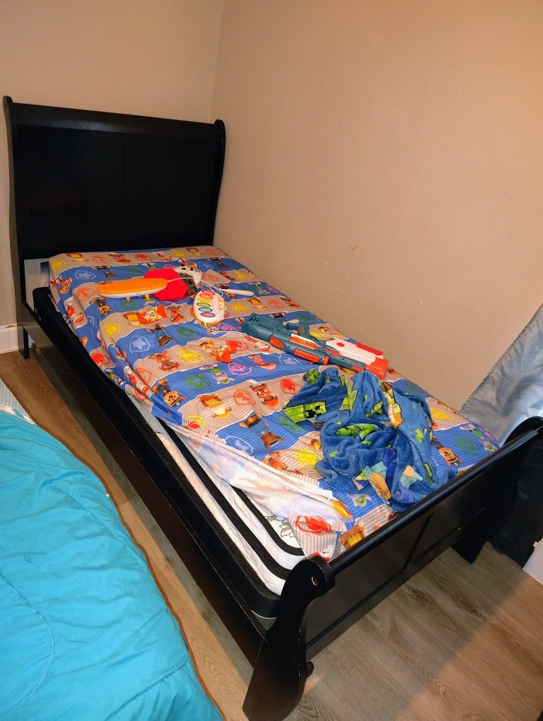 Twin Size Bed