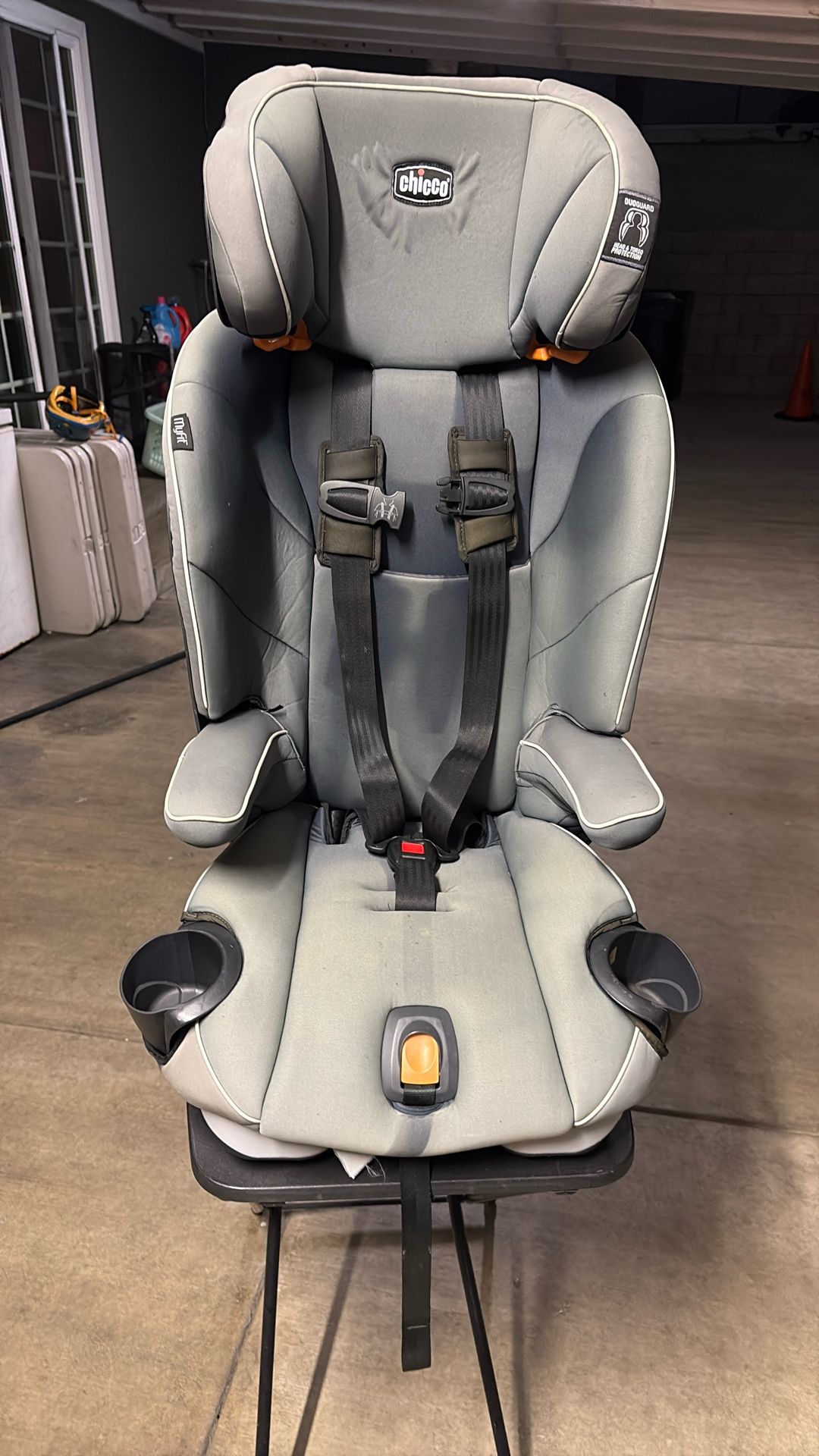 Chicco Car Seat (expires On 05/2030)