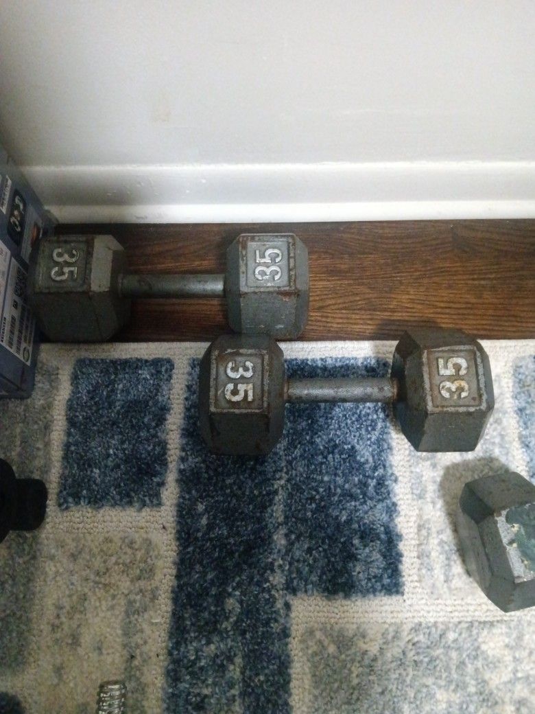 35lbs