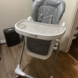 Safety 1st 3-In-1 Grow And Go High Chair