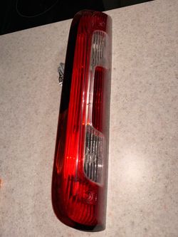 Chevrolet Silverado/ GMC Sierra 2014-2024 3rd brake light OEM
