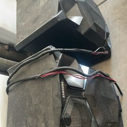 15” Samsung speakers