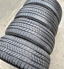 255 50 20 Bridgestone tires Con 80% de Vida Las 4