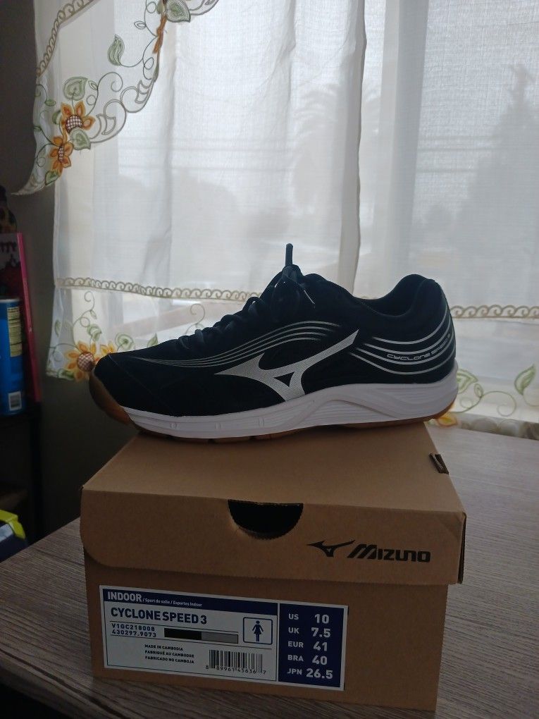 Volleyball Shoes