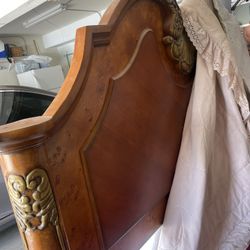 Cal King Bedroom Set