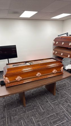 Handcrafted Mexican Casket – Solid Wood Finish – Made in Tonalá, Jalisco
