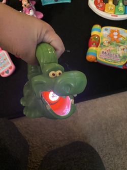 Flash light toy