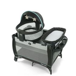 Graco Travel Play Dome Dlx Bassinet Play yard Play Pin