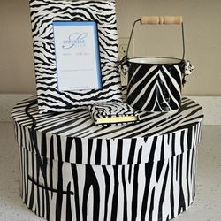 ZEBRA. HAT. BOX ,  FRAME, & POT