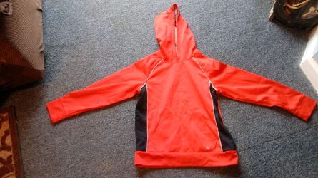 Boys pullover size 10 -12