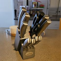 Crofton 11-Piece Kitchen Knife Set with Wooden Block