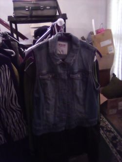 Mossimo Ladies Jean Vest