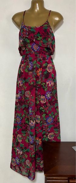 Medium  adjustable spaghetti straps and a tiered, ruffled overlay full-length dress