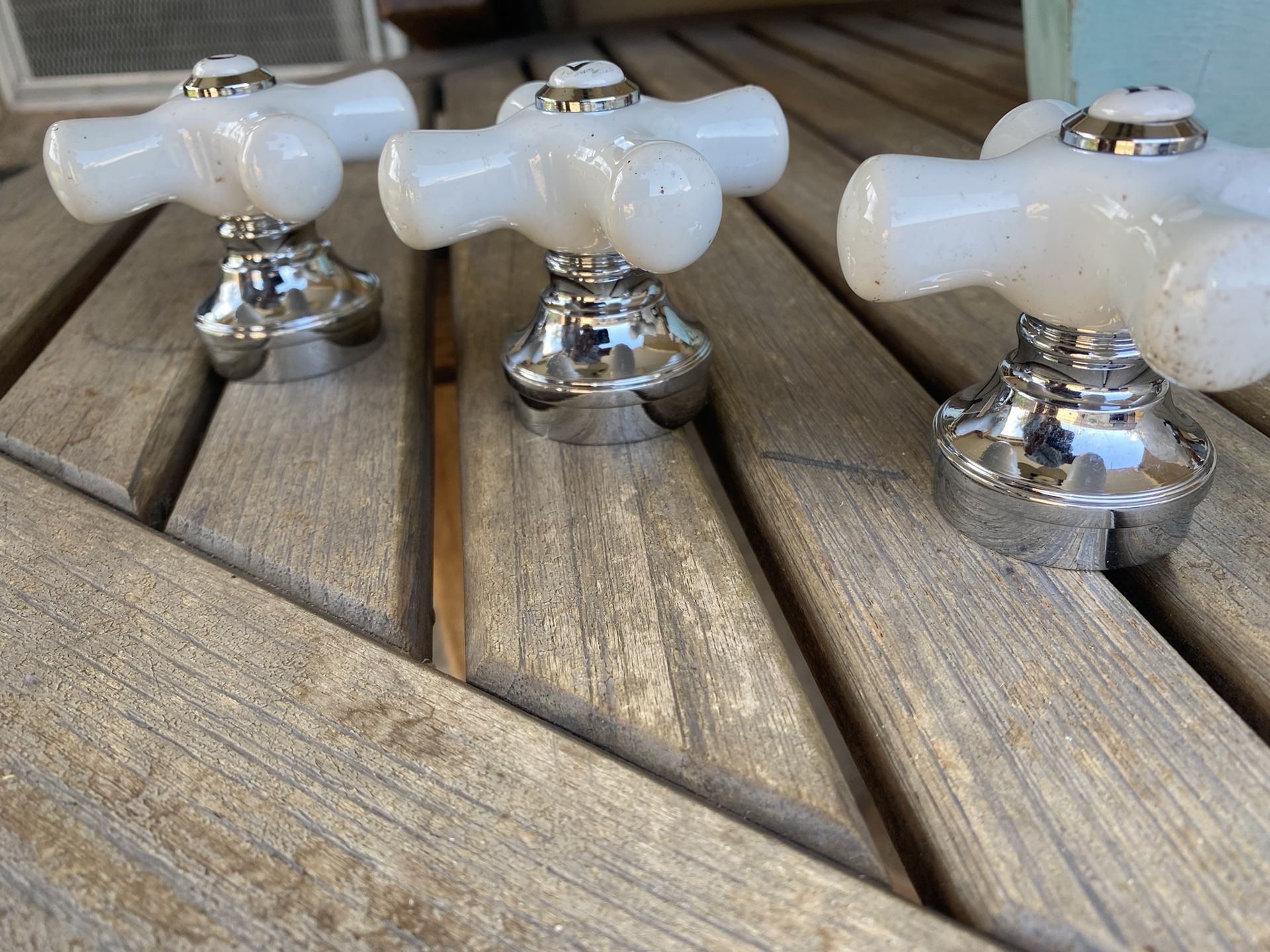 Price Pfister Tub Knob Set