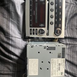 2006 G35 Bose Stereo CD AC Climate Controls 