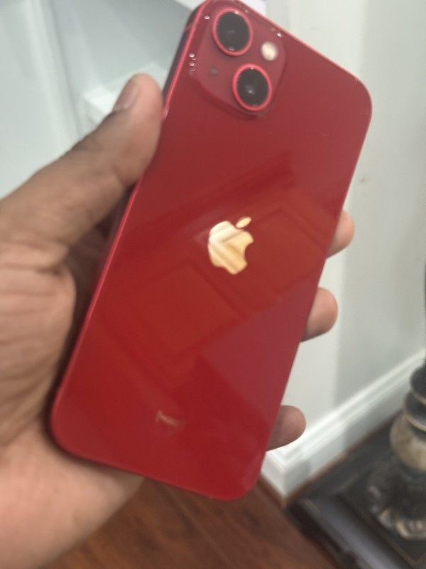 iPhone 13 , UNLOCKED   ,  Excellent Condition 