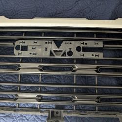 2022-2026 GMC Sierra Grille