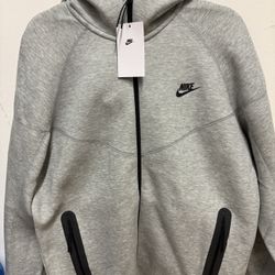 Nike Tech fleece Windrunner Size Large Brand New 