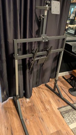 Simfab LD monitor stand