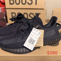YEEZY BOOST 350 V2 ONYX