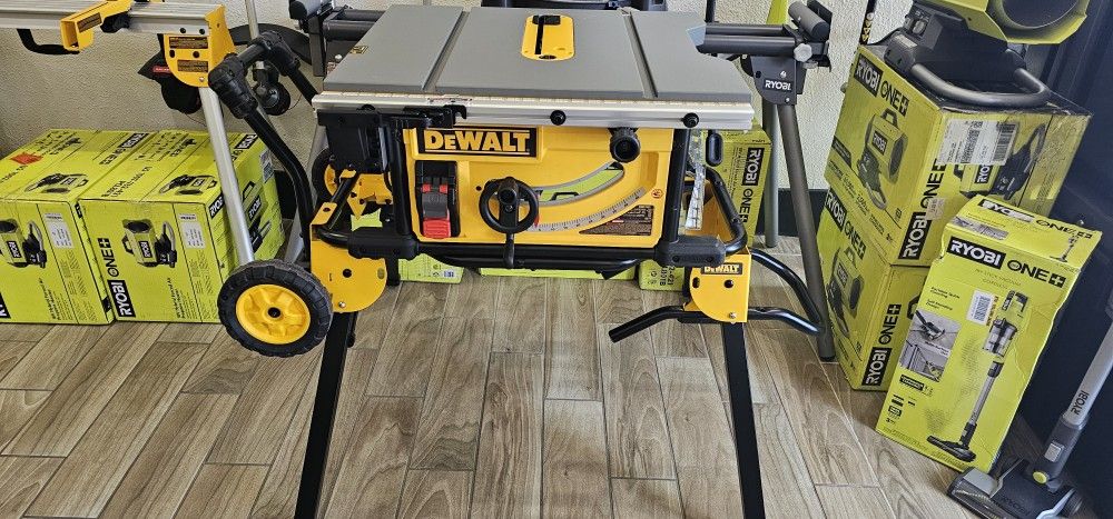 DEWALT
15 Amp Corded 10 in. Job Site Table Saw with Rolling Stand