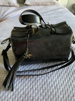 Authentic leather purse brand VELEZ