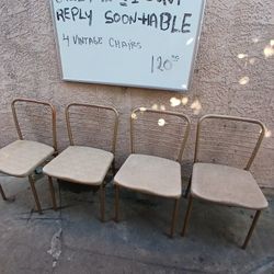 Set Of 4 Vintage Chairs 