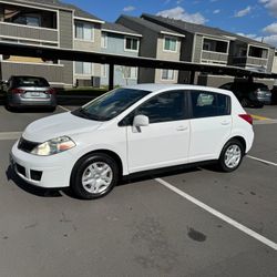 2011 Nissan Versa S Título Limpio En Mano  Placas Agosto 2026 No Check Engine Light 