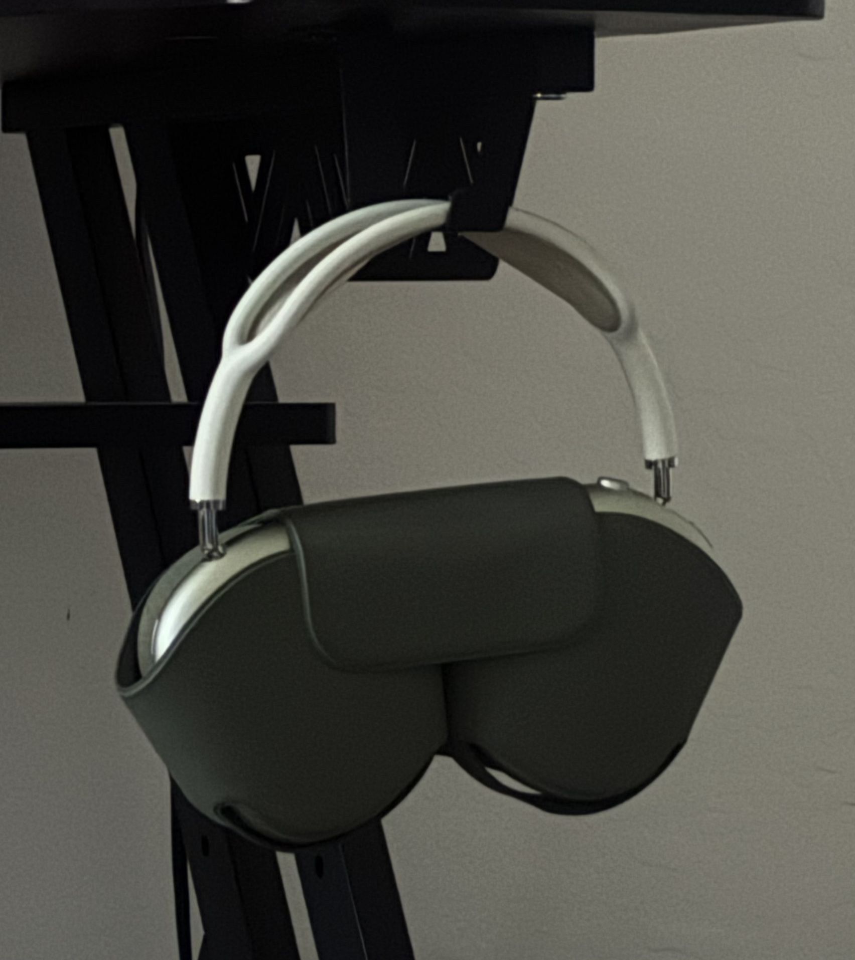 Apple AirPods Max(headphones)