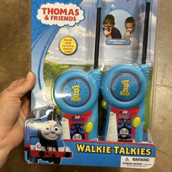 NWT Thomas Kids Walkie Talkie Set 