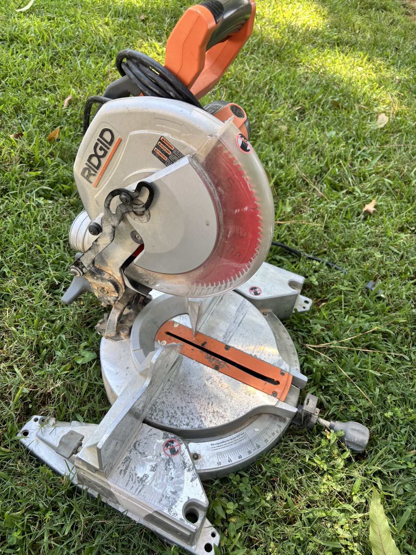 Miter Saw  Rigid 12in