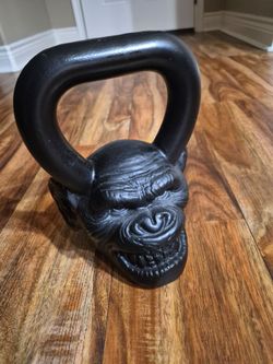 Onnit chimp head kettlebell 36lbs