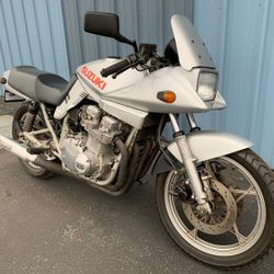 1982 Suzuki Katana 1000.  Rare 1 Yr. Only