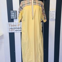 High Quality Burberry Throbe🥵🥵🥵