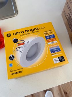 GE Ultra Bright LED Recessed Downlight – 6" Retrofit, 2200 Lumens, 5-Color Selectable – NEW