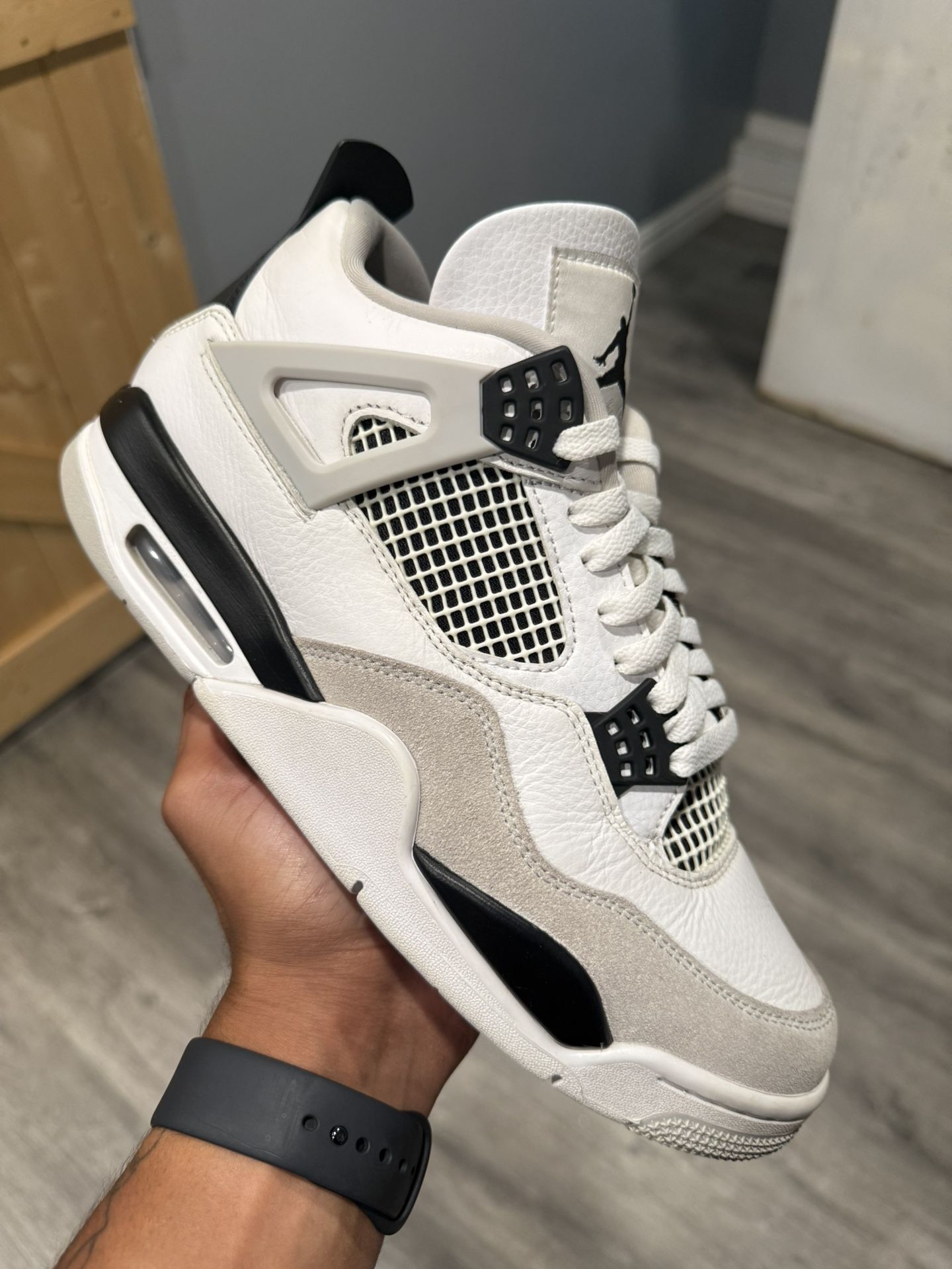 Jordan 4 “Military Black” Size 10
