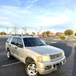 2005 Ford Explorer
