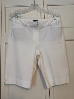 White House Black Market Bermuda Shorts Size 6