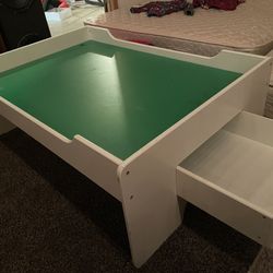 Kids Play Table