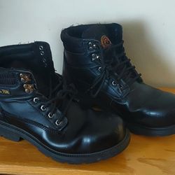 Work Boots Brahma Steel Tip Size 10   . Pickup Only. 