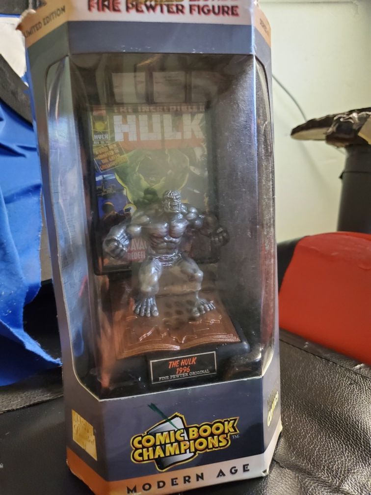 Comic book champions Hulk Pewter figure