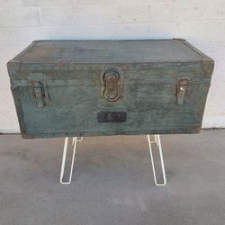 Green Trunk - $30